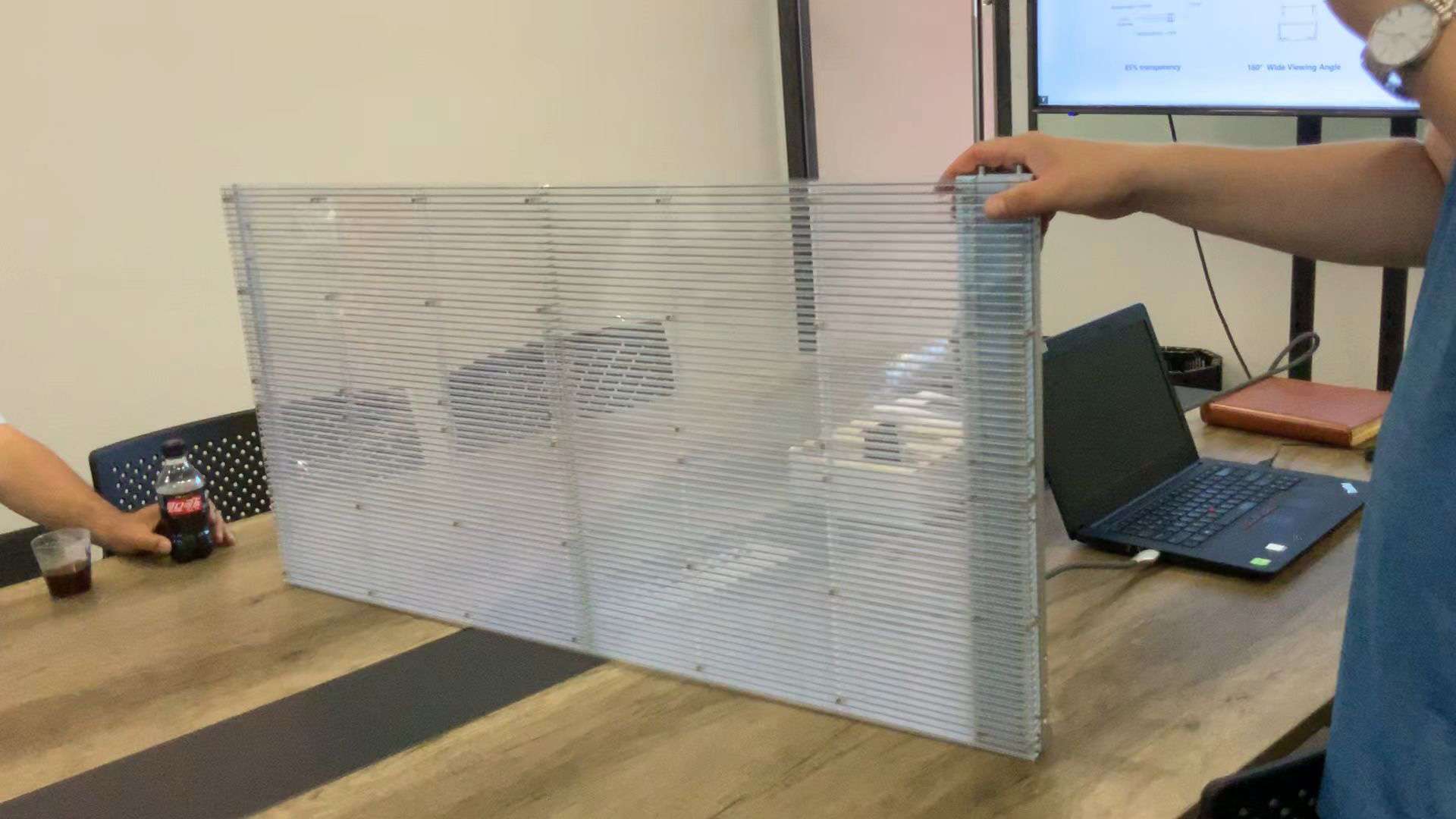 mozu視察｜LEDビジョン